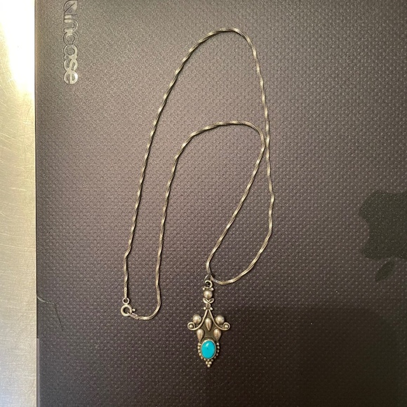 Vintage Native Turquoise Sterling Necklace - Picture 1 of 4